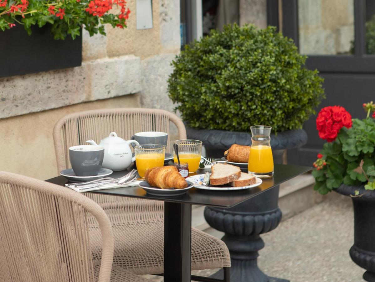 Hotel Relais De La Loire Montlivault Exteriér fotografie